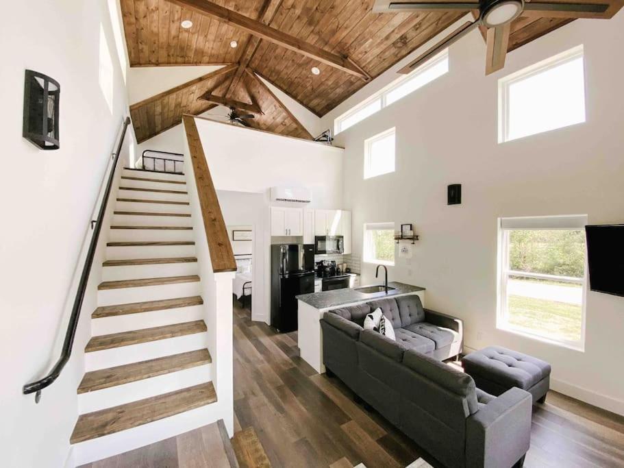 Cozy Smoky Mountain Tiny House Apartment Pigeon Forge Exterior photo